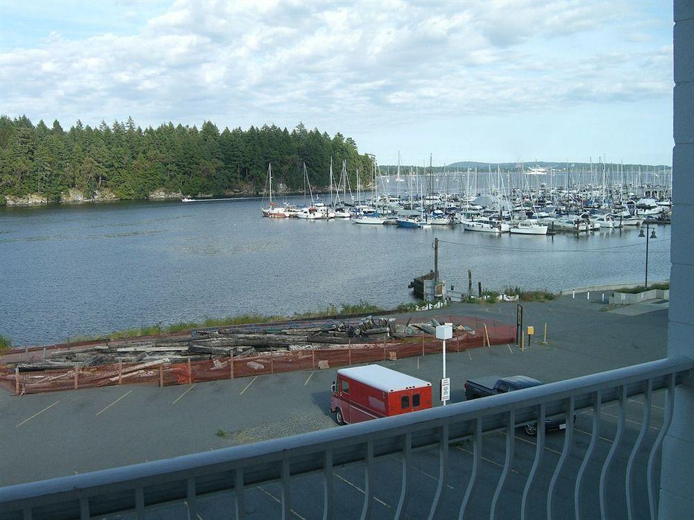 The Waterfront Suites And Marina Nanaimo Exterior foto